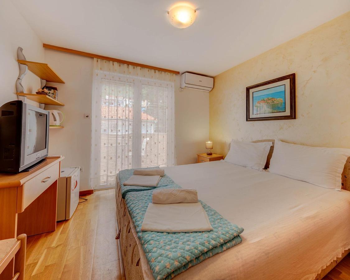 Disney Apartments Budua Esterno foto